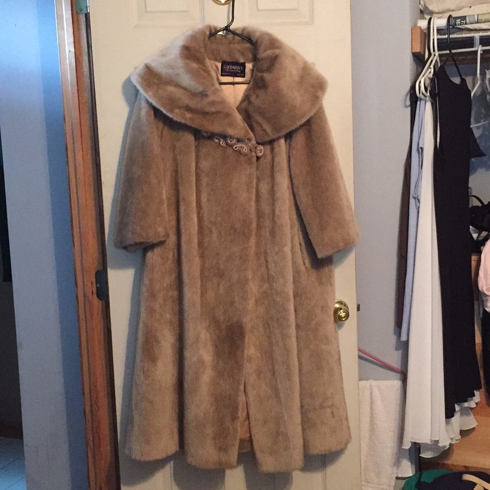 Vintage Bergdorf Goodman’s Dan Millstein Fur Coat